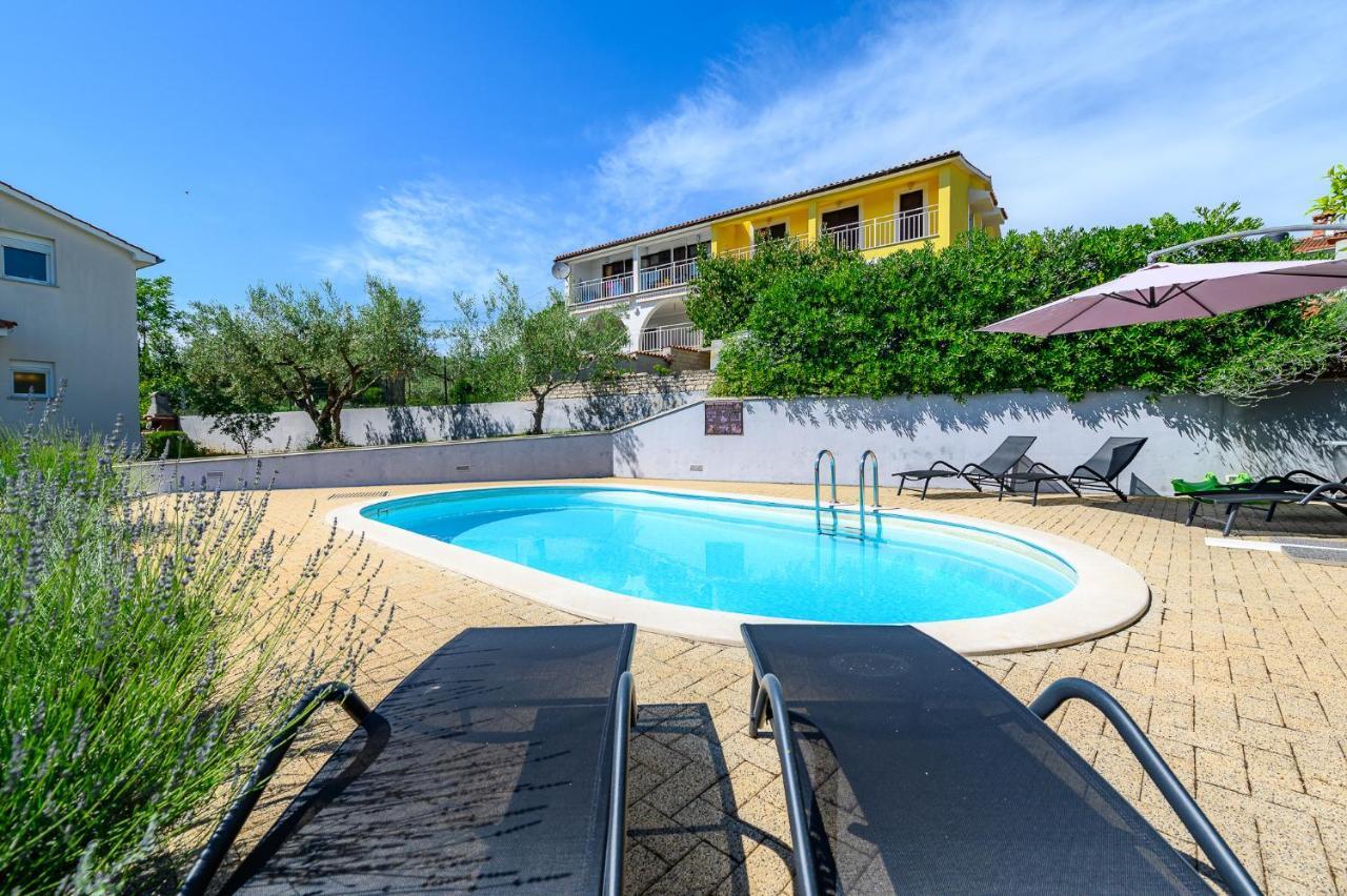 Villa Elisa Kaštelir Buitenkant foto