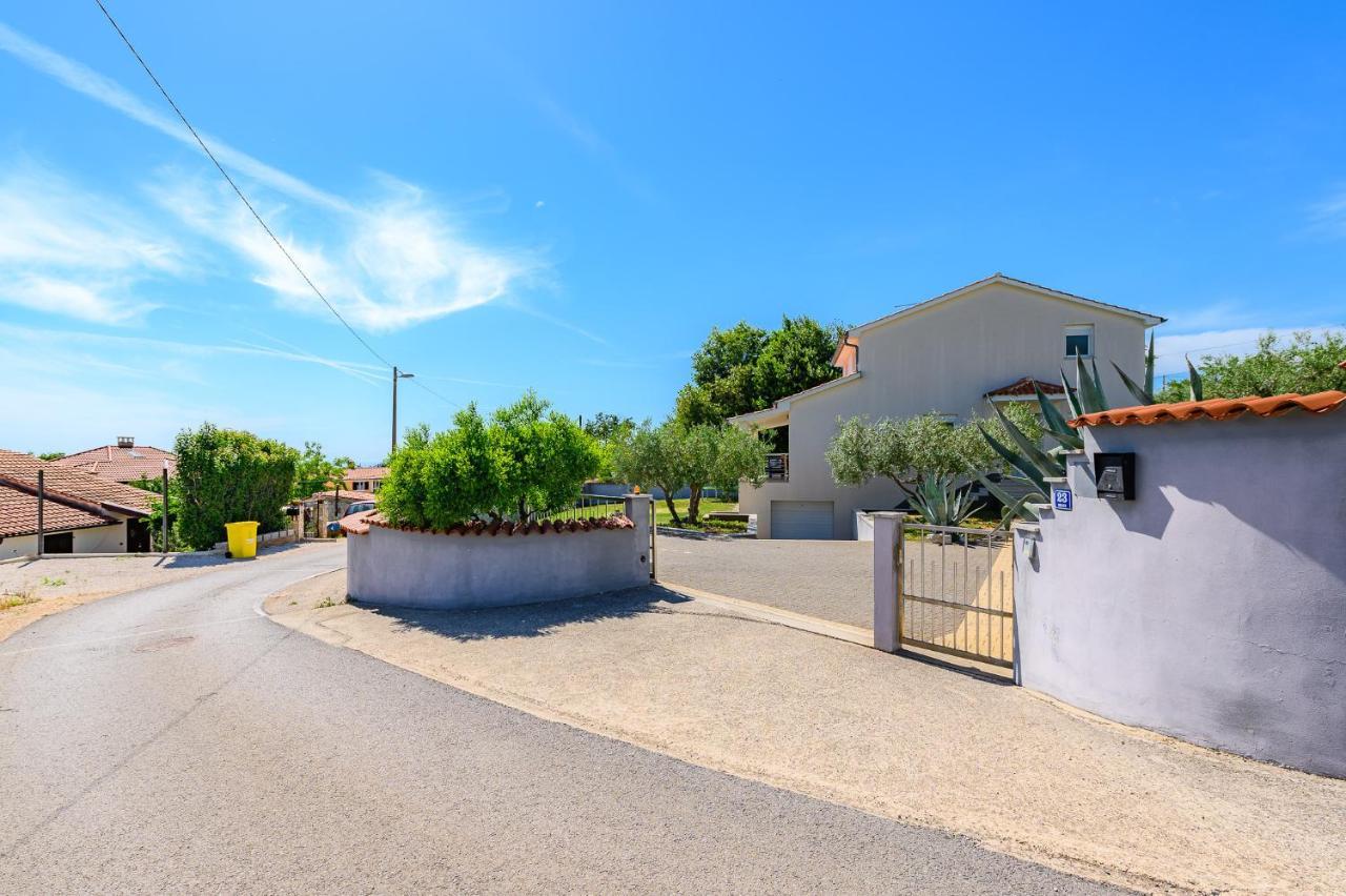 Villa Elisa Kaštelir Buitenkant foto